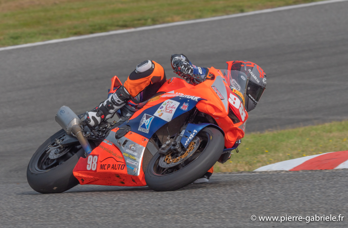 supersport600-g93_8429.jpg