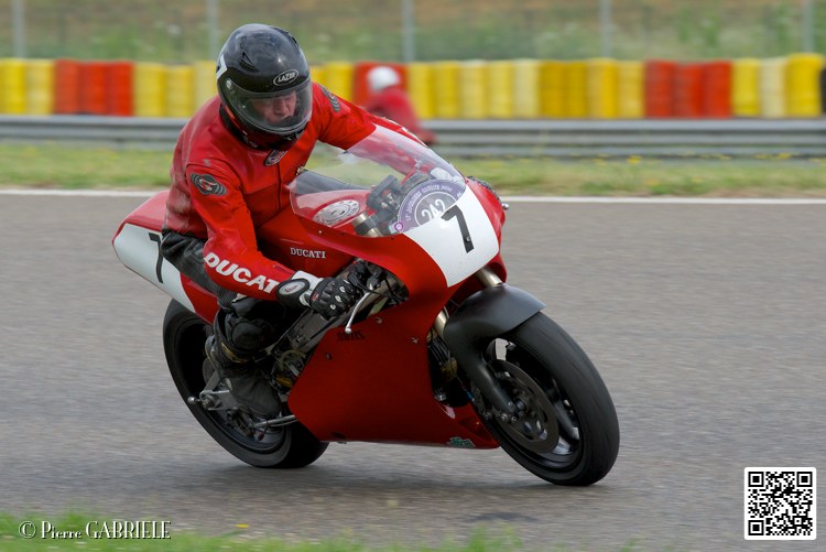 coyotes-2014-solo_4507.jpg