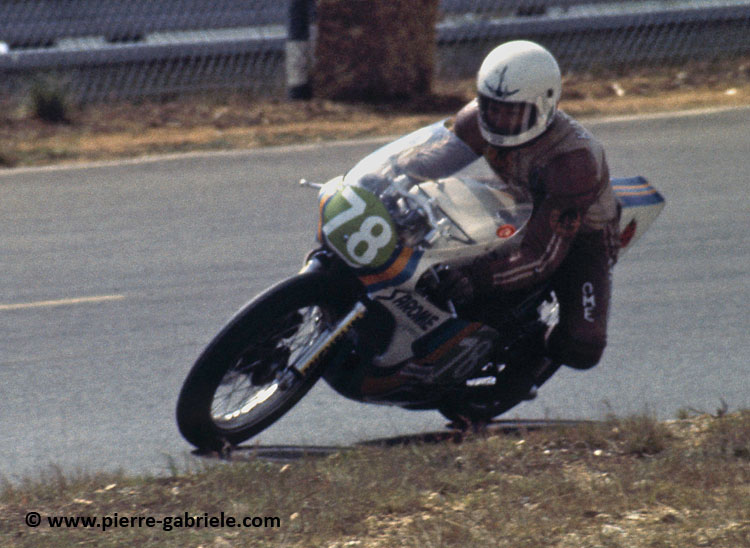 katayama_d232.jpg