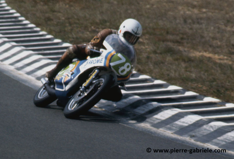 katayama_d240.jpg