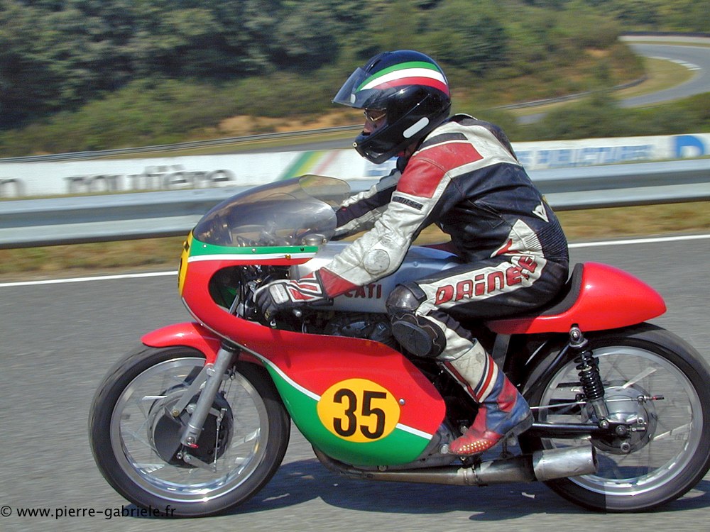 ducati35.jpg