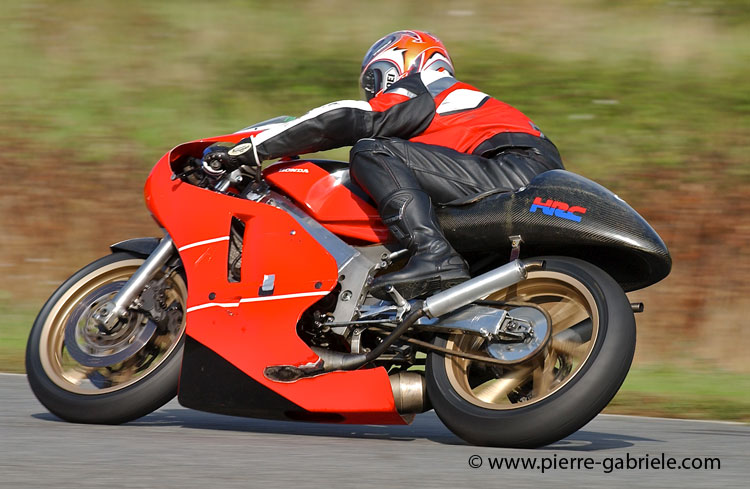 rg500-2004_2040.jpg