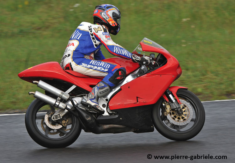 rg500-arnos2008_2953.jpg