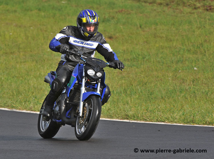 rg500-arnos2008_3057.jpg