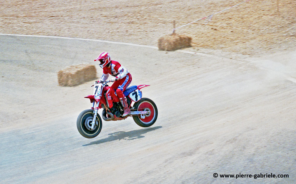 arnos-1987_n852.jpg