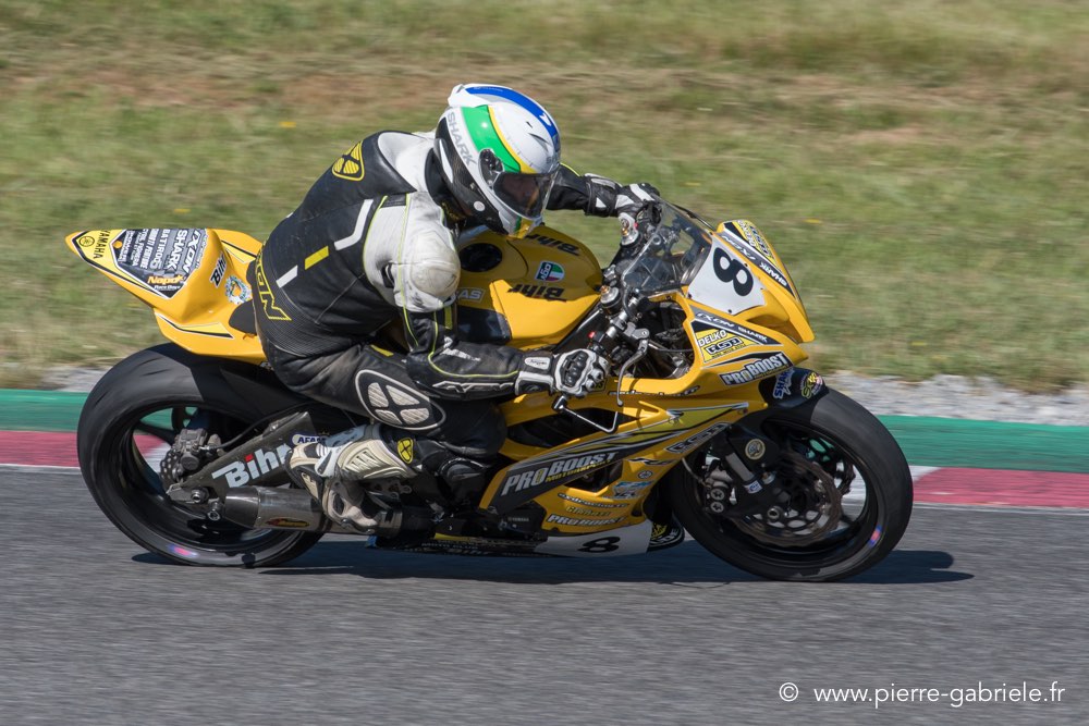 supersport-pirelli-d500_3024.jpg