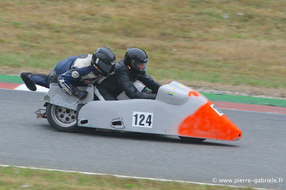side_3843.jpg