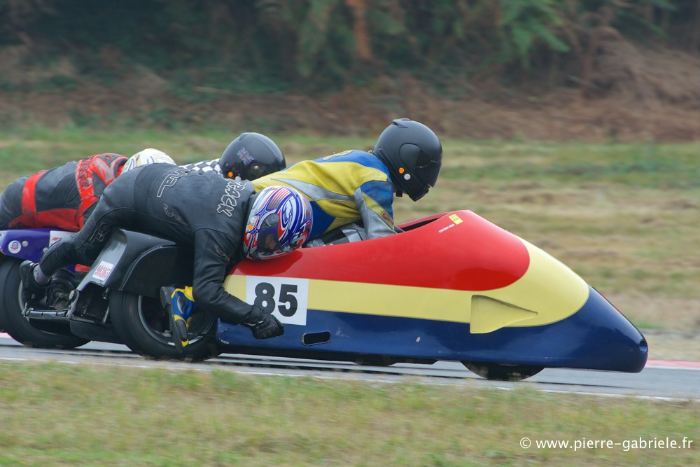 side_3865.jpg