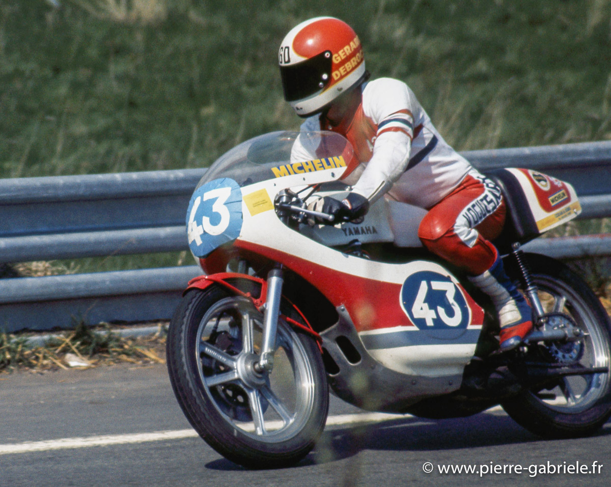 debrock_d075.jpg