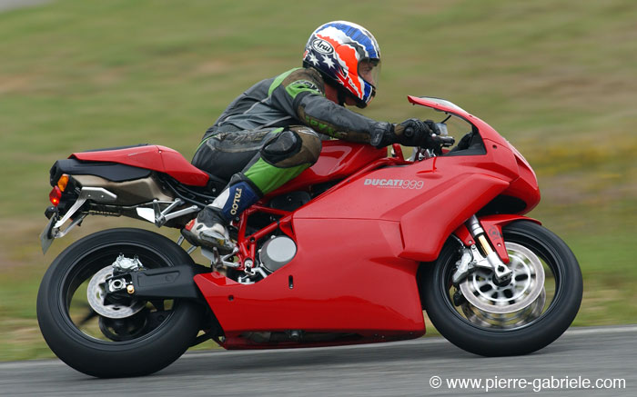 ducati_2993.jpg