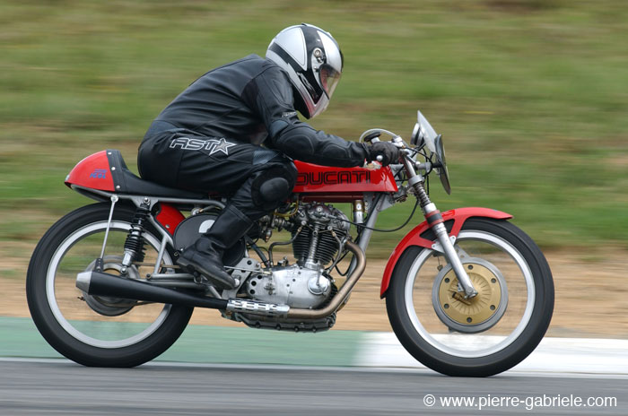 ducati_3202.jpg