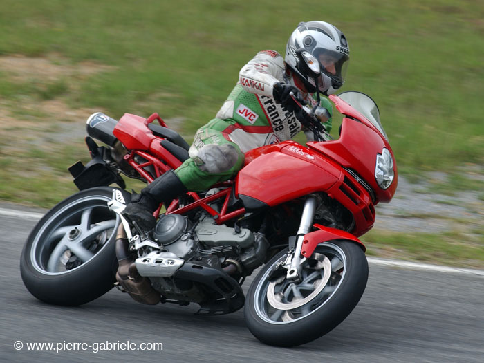 ducati_3230.jpg