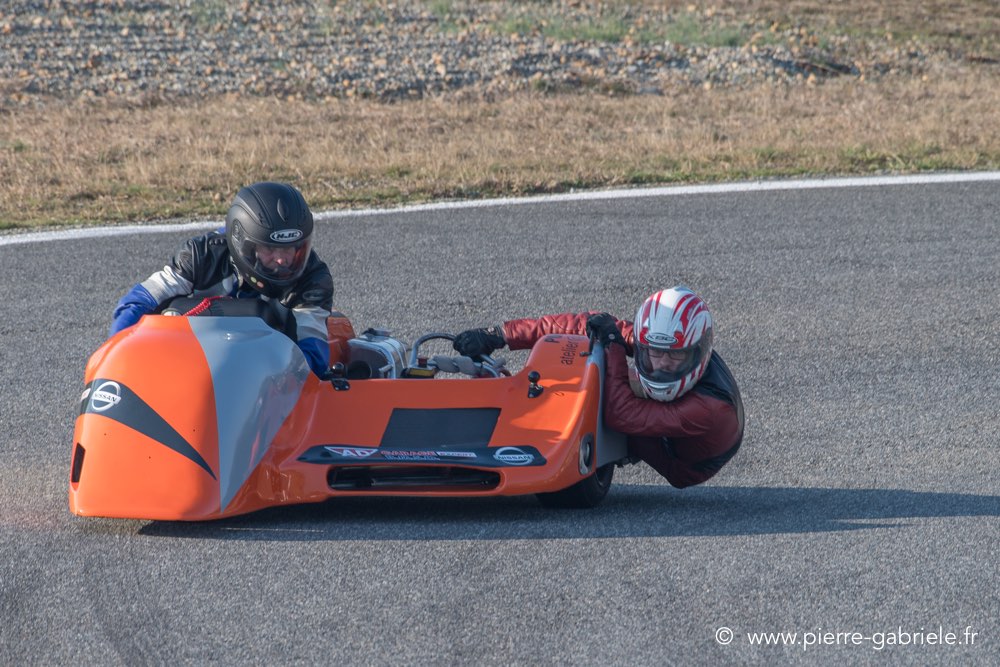 side-d5_5777.jpg