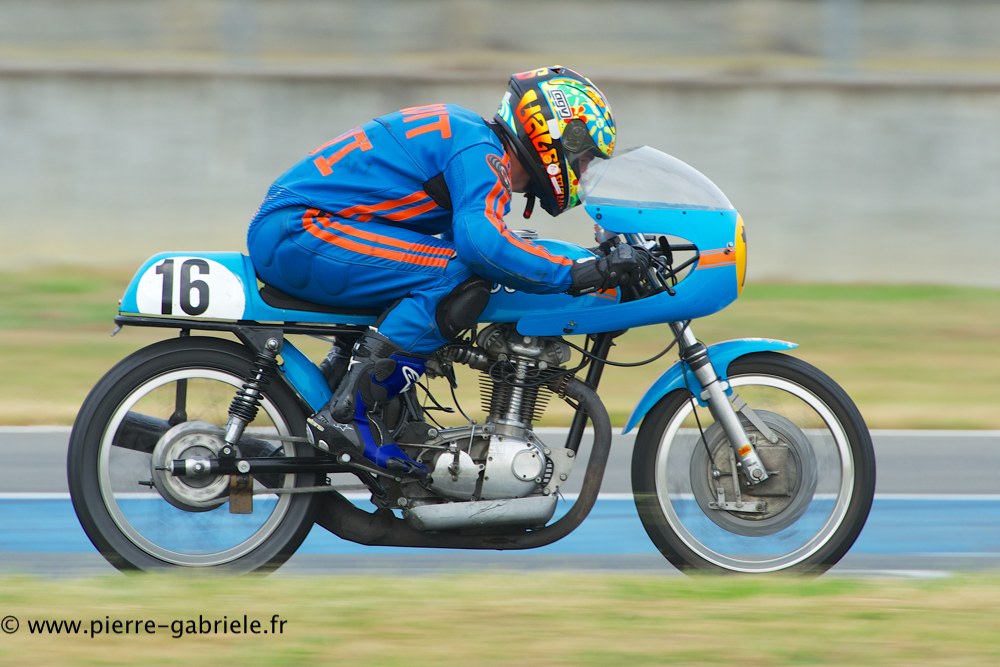del-tutto-mono_0925.jpg