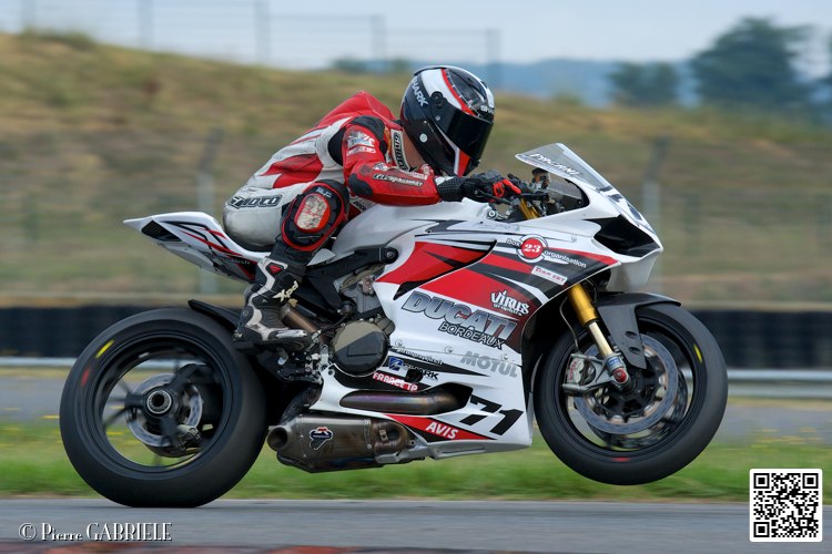 superbike_6996.jpg