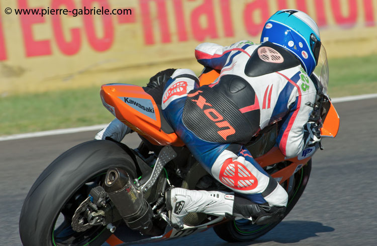 nogaro-pirelli600-2011_5176.jpg
