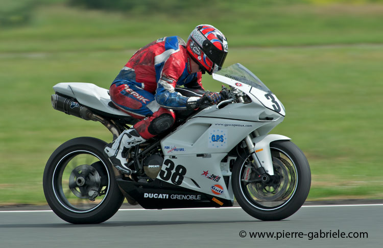 nogaro-toptwin-2011_4481.jpg
