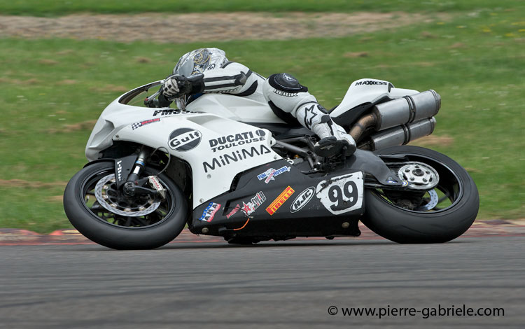 nogaro-toptwin-2011_5084.jpg