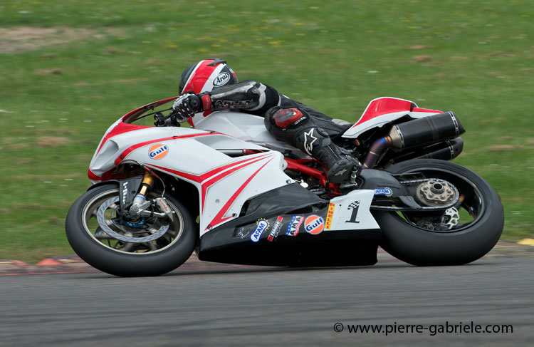 nogaro-toptwin-2011_5111.jpg