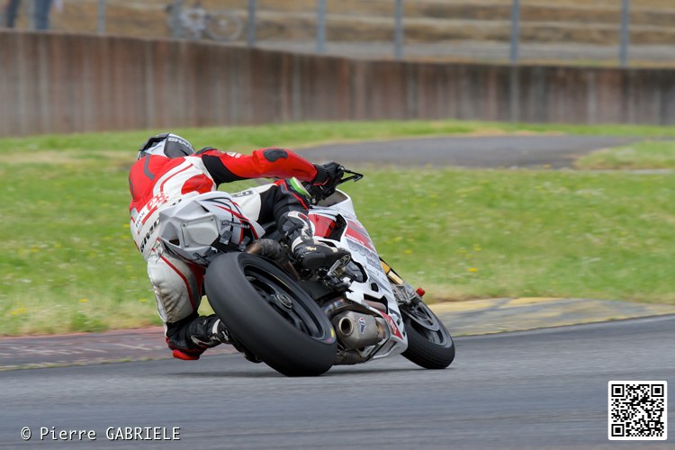 superbike_9498.jpg