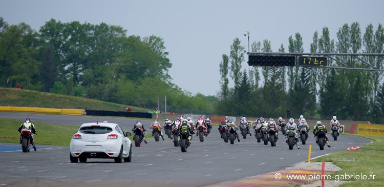 supersport-pirelli_2022.jpg