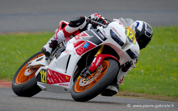 supersport-pirelli_2057.jpg
