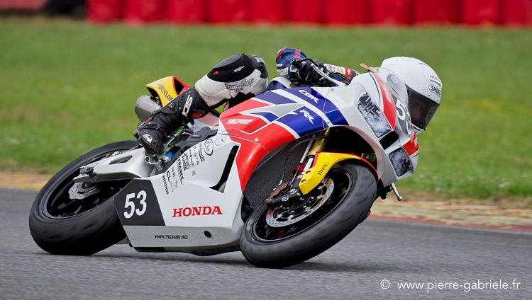 supersport-pirelli_2113.jpg