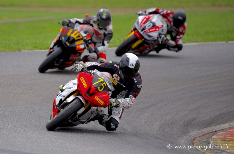supersport-pirelli_2140.jpg