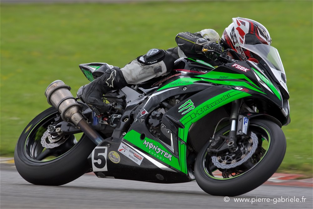 superbike_1048.jpg