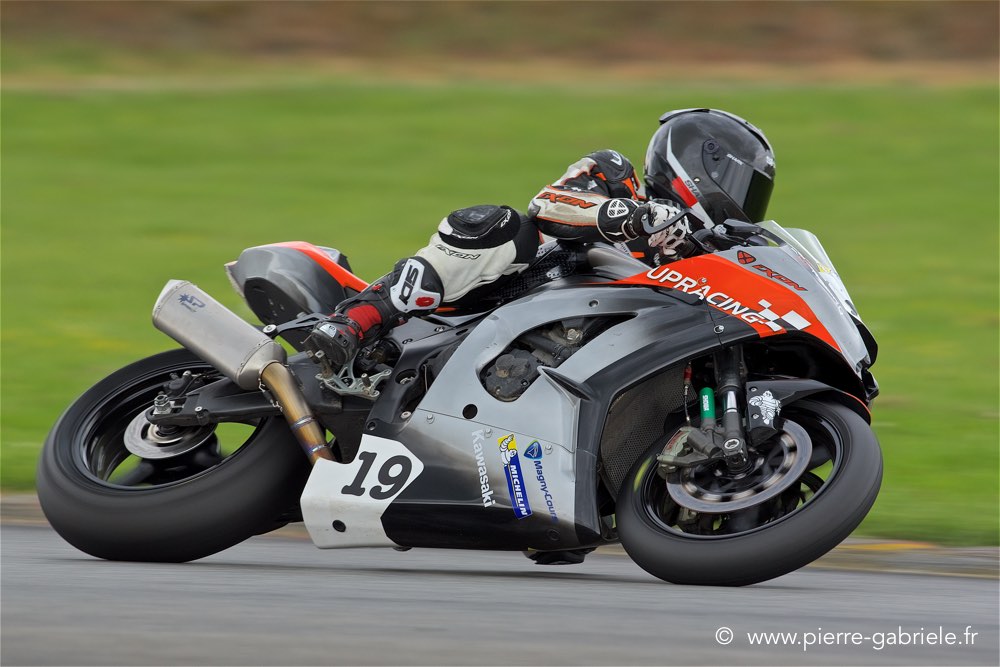 superbike_1099.jpg
