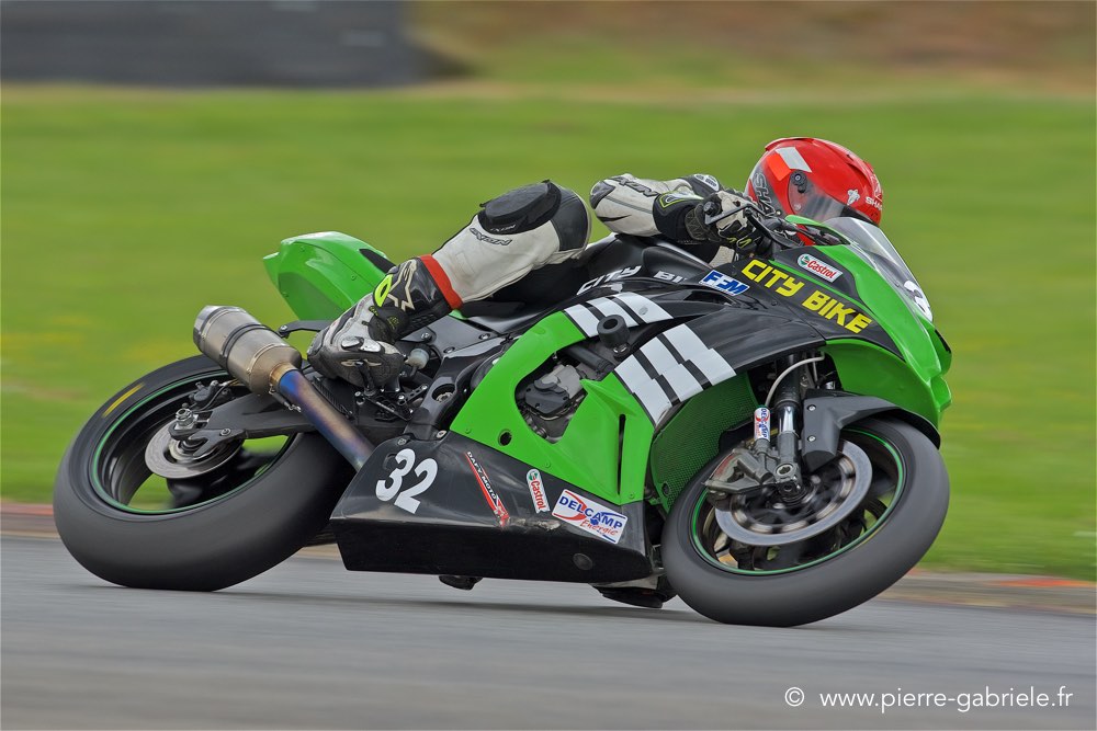 superbike_1102.jpg