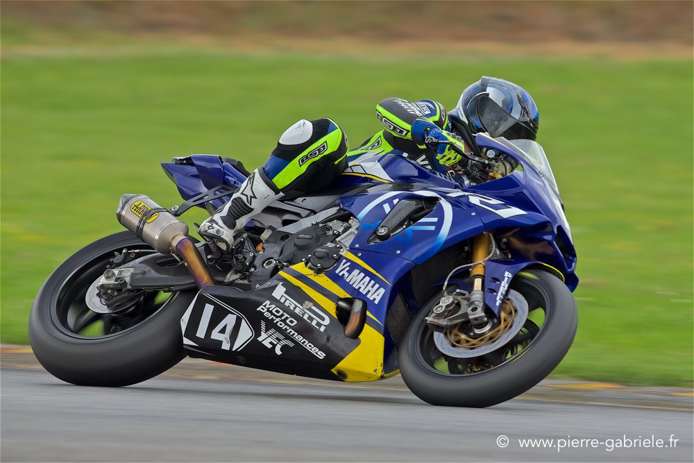 superbike_1106.jpg