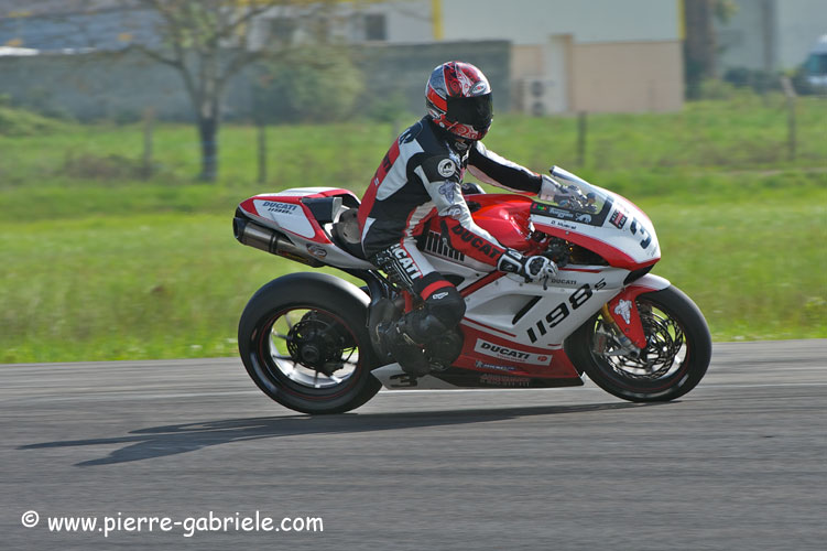 superbike_6107.jpg