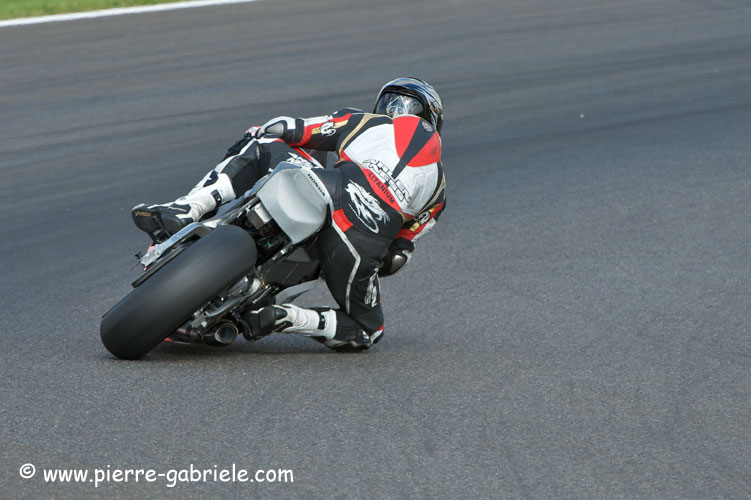 superbike_6199.jpg