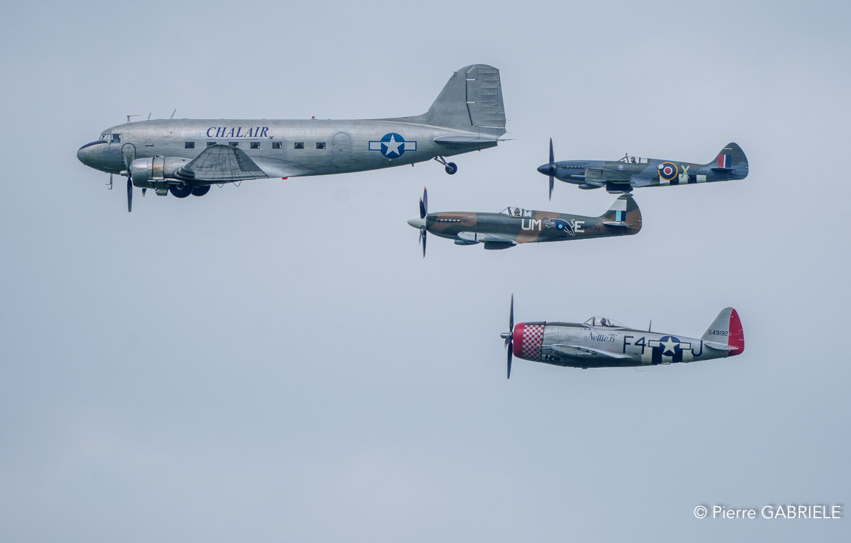 dc3-spitfire-thunderbolt-a74_04340.jpg