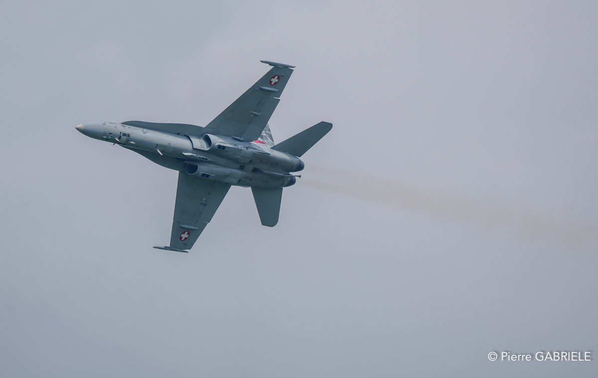 f18-a74_04448.jpg
