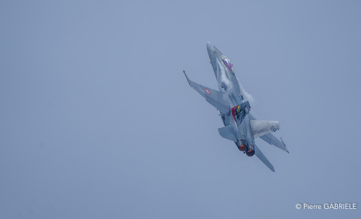 f18-a74_04479.jpg