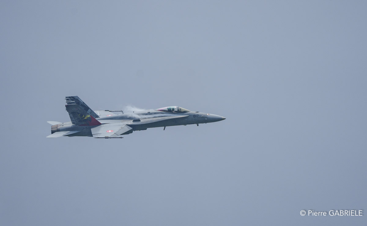 f18-a74_04483.jpg