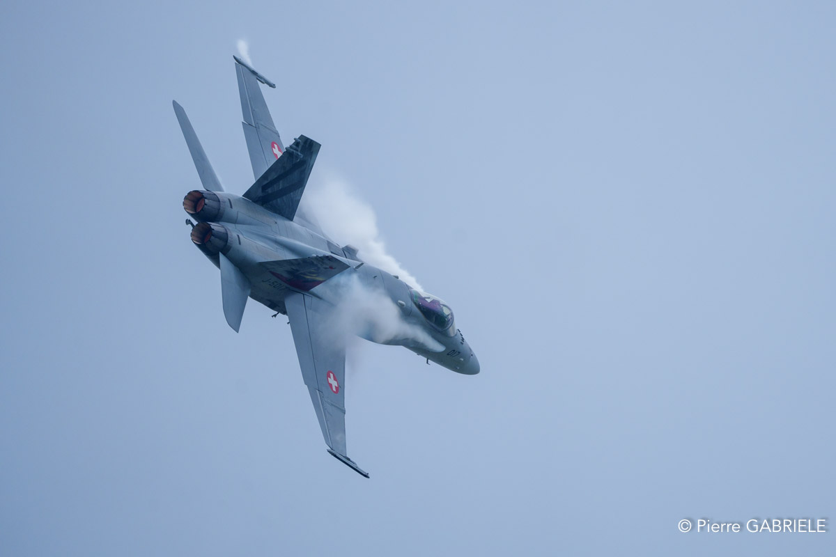f18-a74_04504.jpg