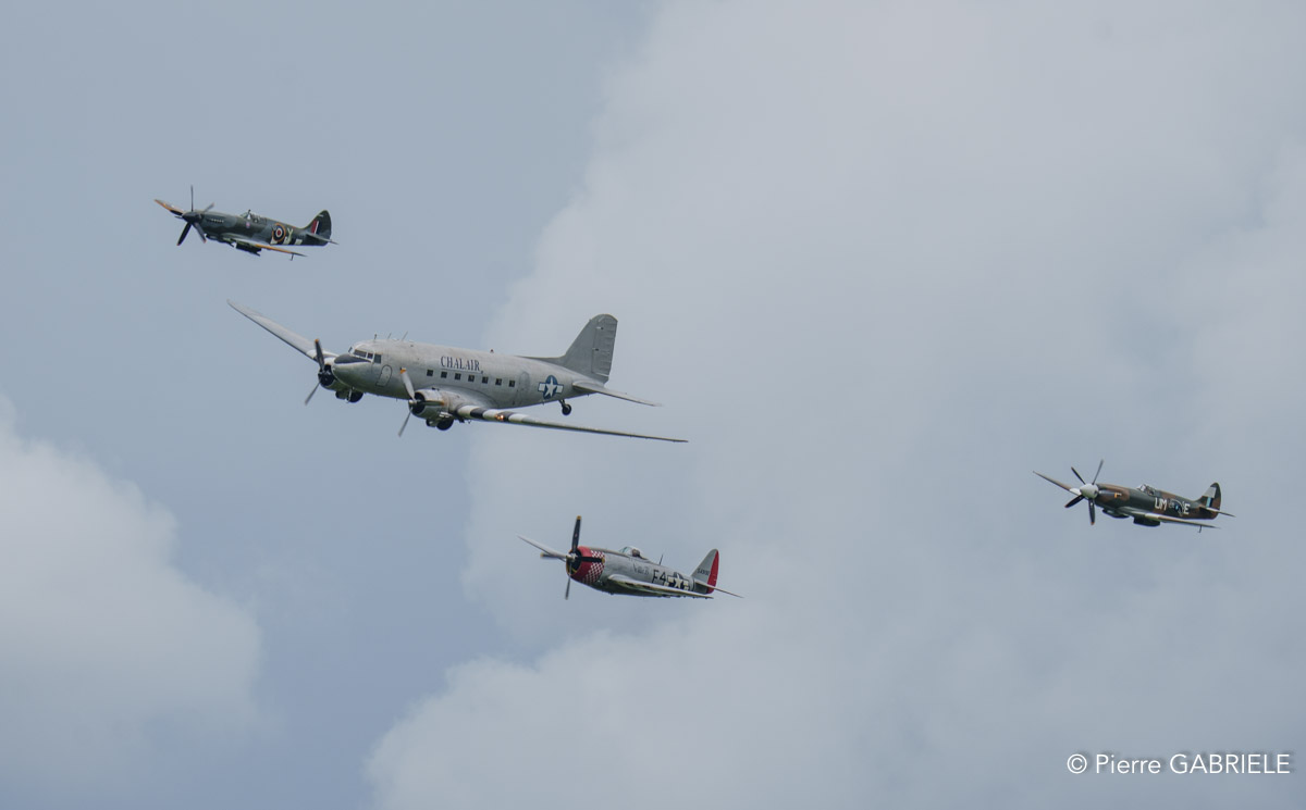 dc3-spitfire-thunderbolt-a74_03556.jpg