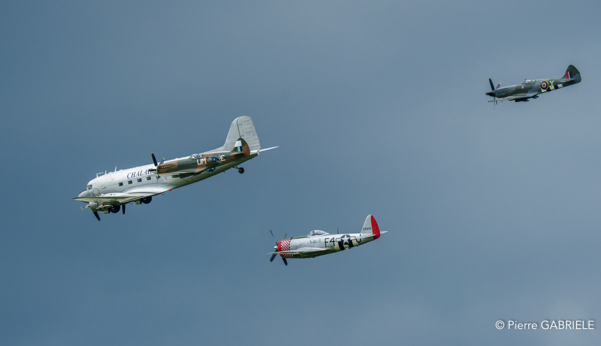 dc3-spitfire-thunderbolt-a74_03563.jpg