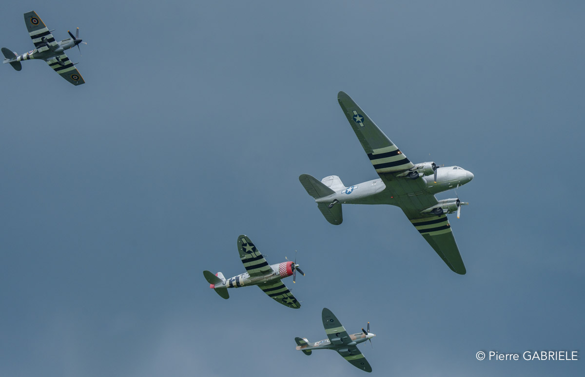 dc3-spitfire-thunderbolt-a74_03569.jpg