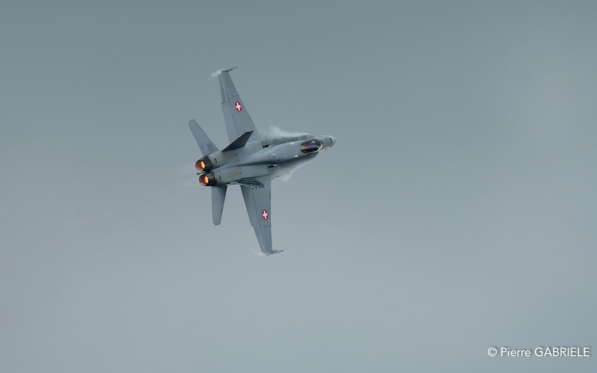 f18-a74_03639.jpg