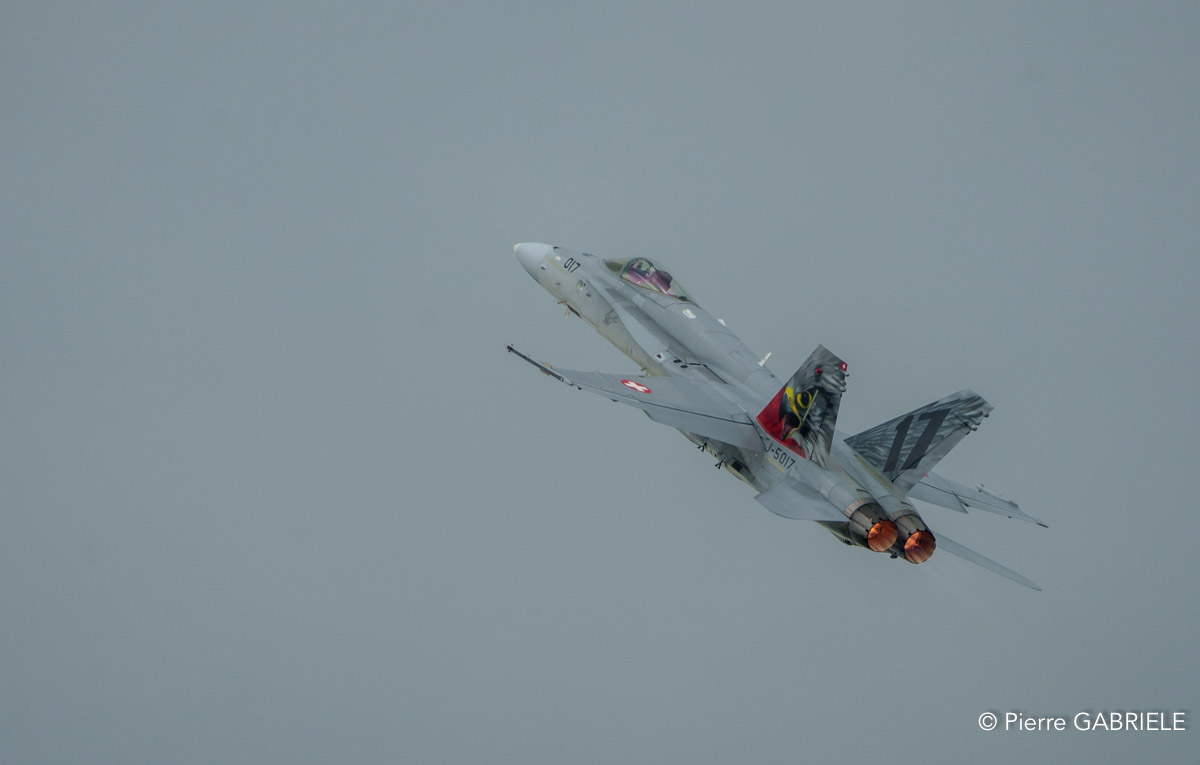 f18-a74_03663.jpg