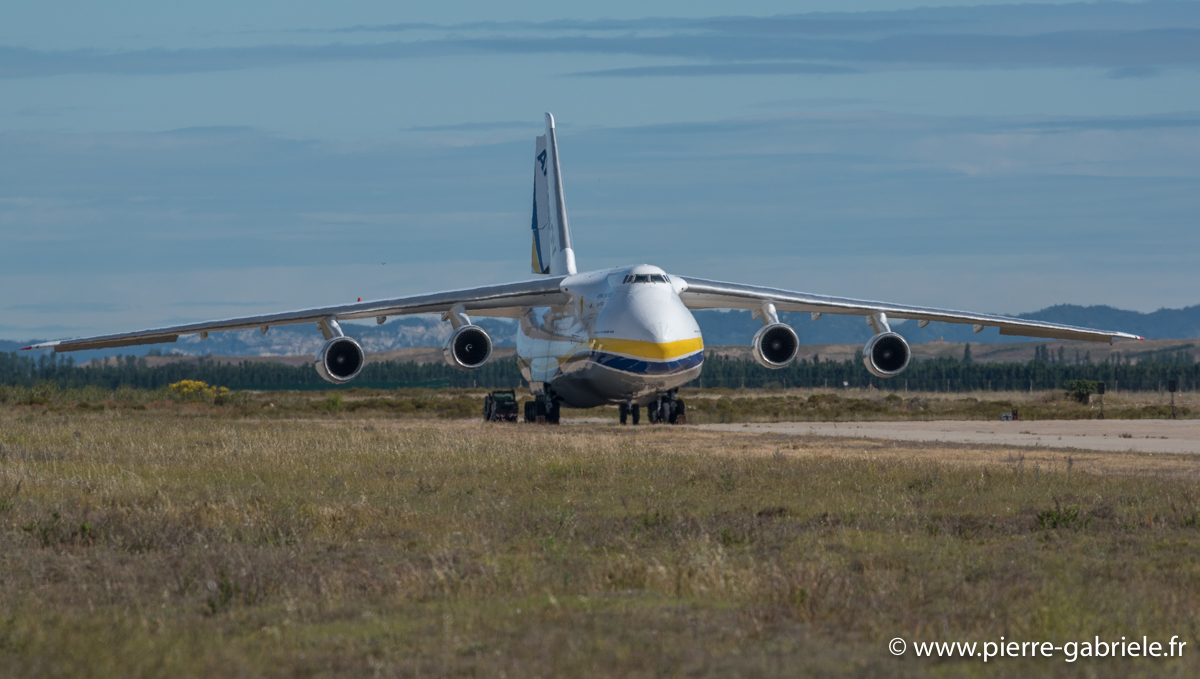 antonov124_2003.jpg