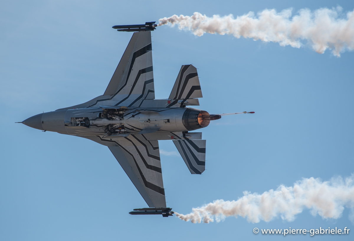 f16_3044.jpg