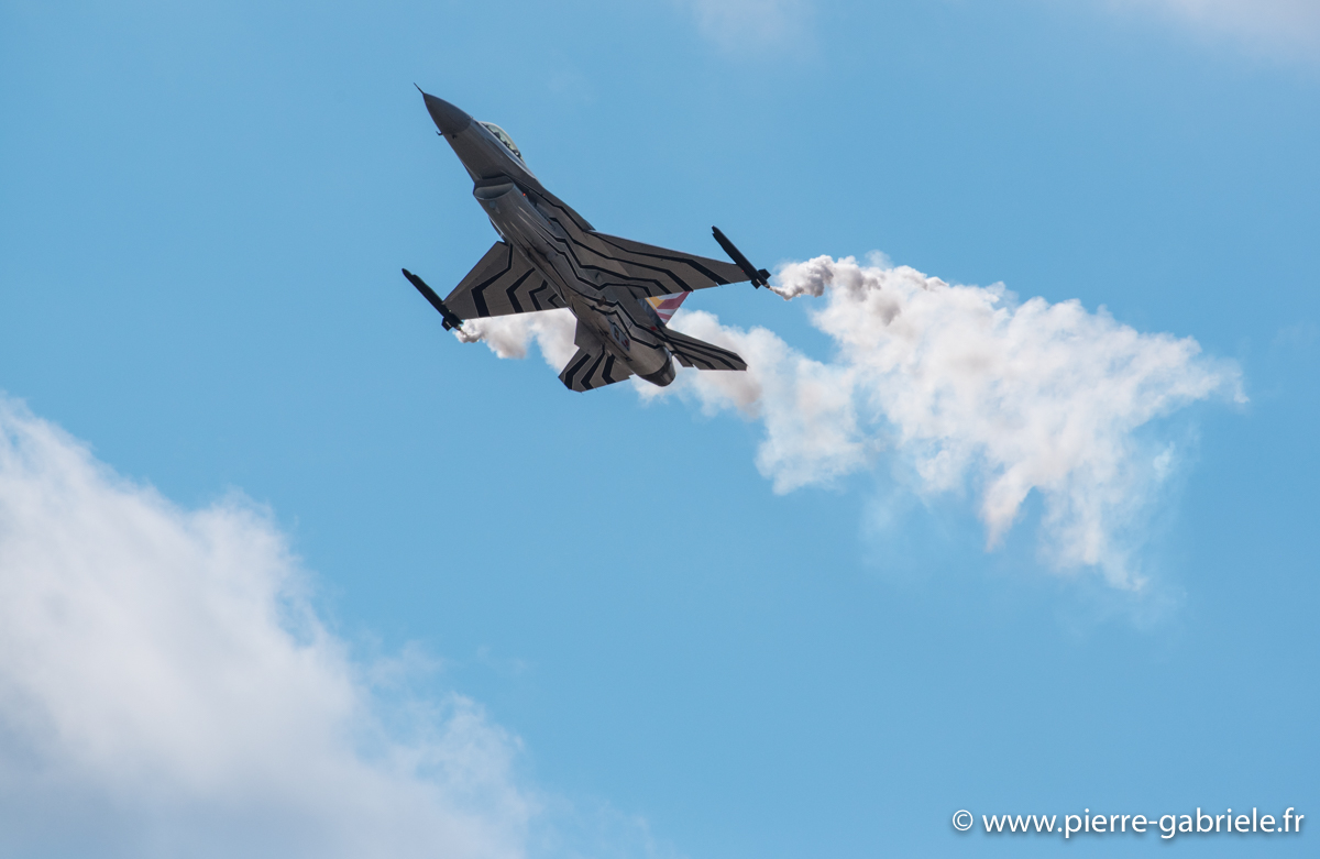 f16_3064.jpg