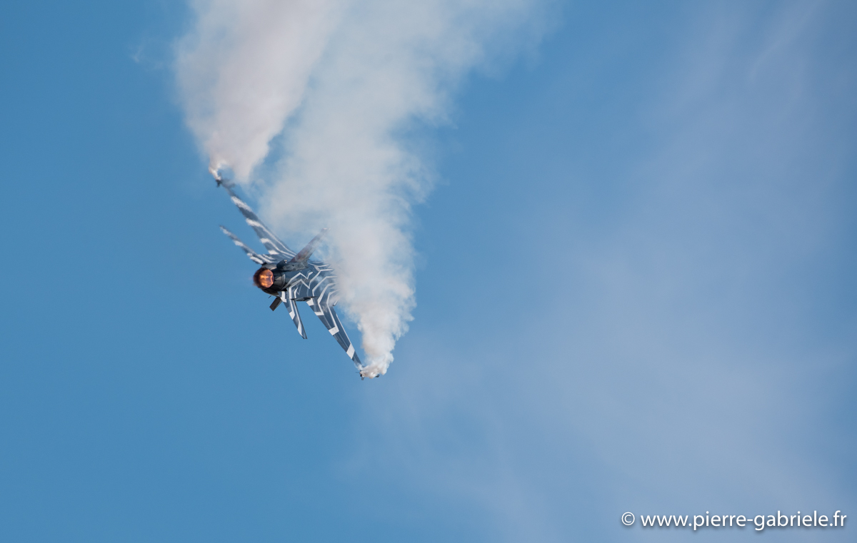 f16_3076.jpg