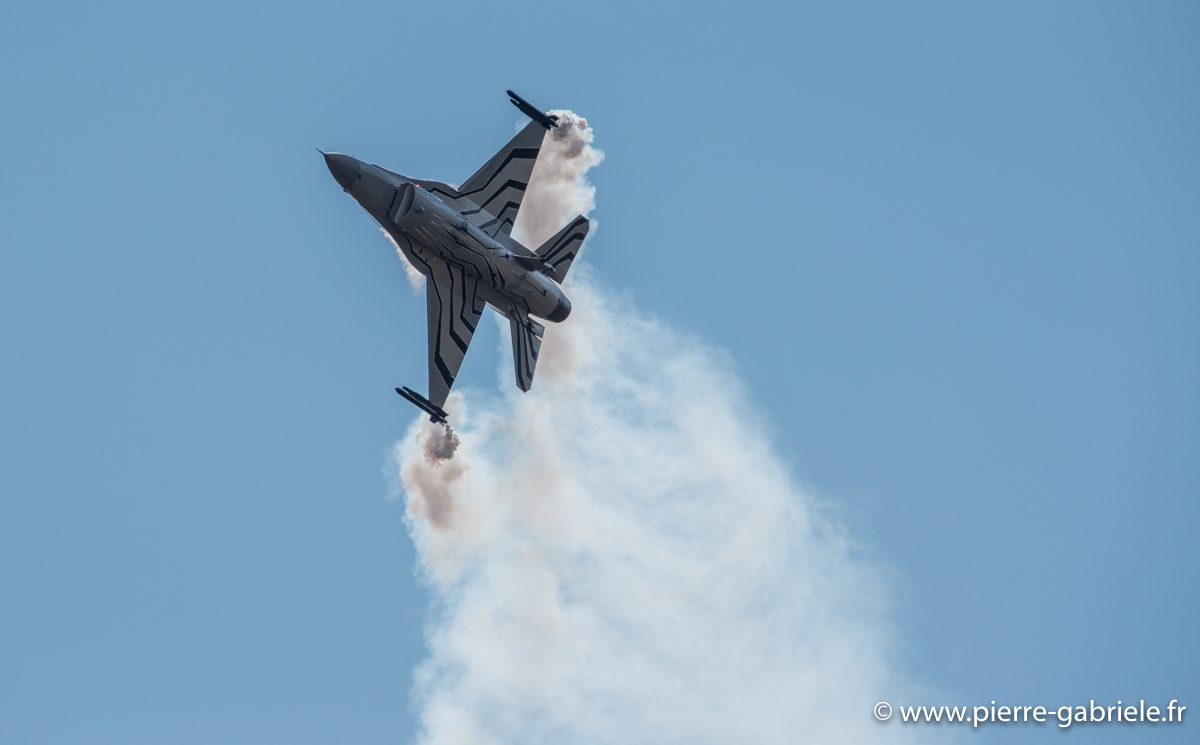 f16_3079.jpg