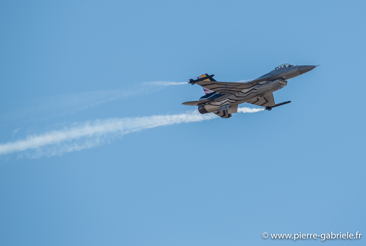 f16_3118.jpg